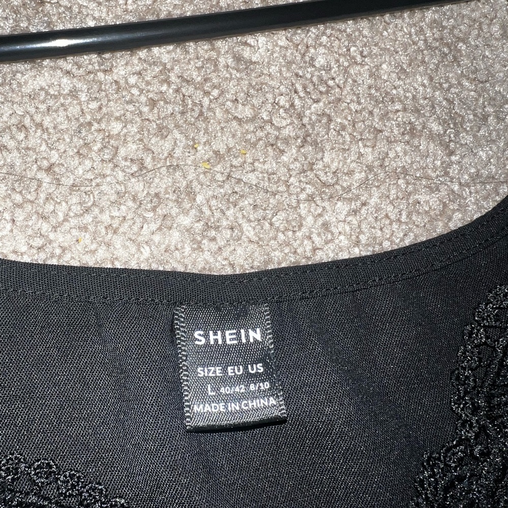 Black shein tank top.